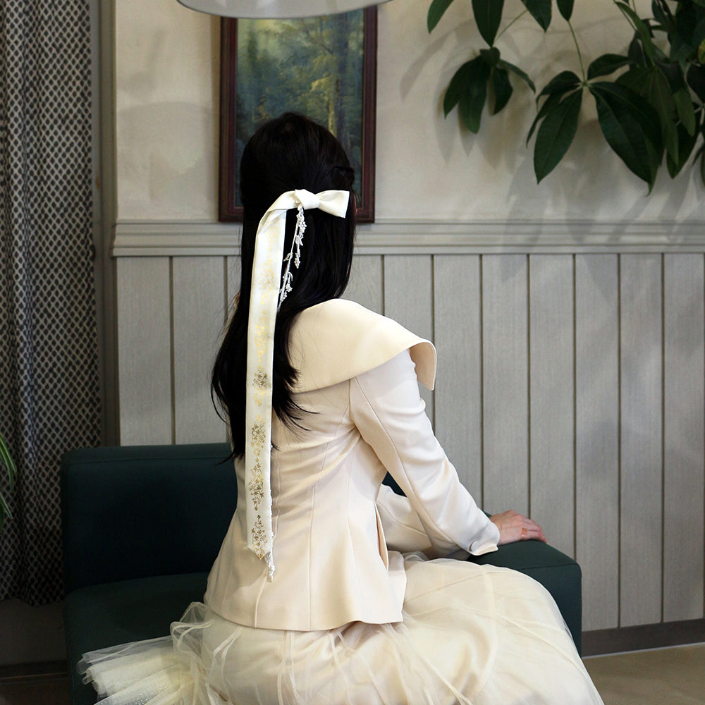 Timeless Elegance: Reimagining the Traditional Daenggi for the Modern Muse