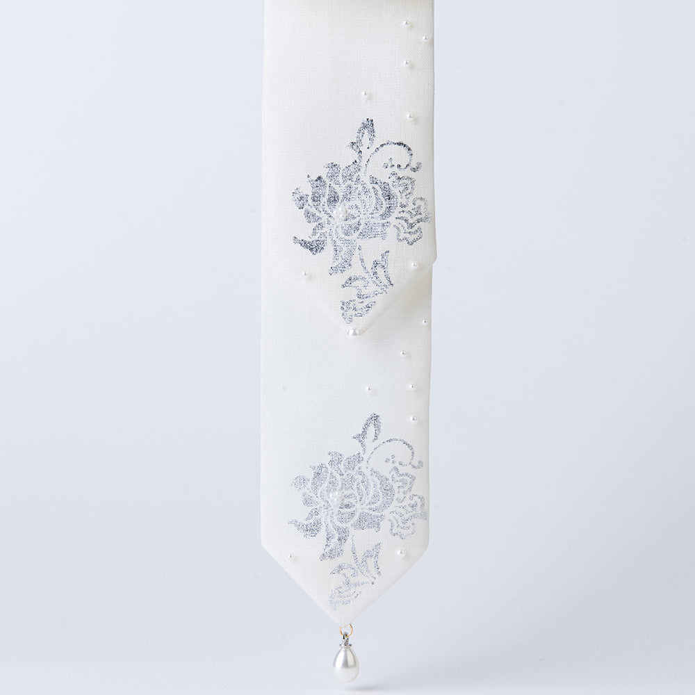 Handcrafted Korean silk hair bow with silver peony pattern by GLEAF – traditional white Danggi hairpin set