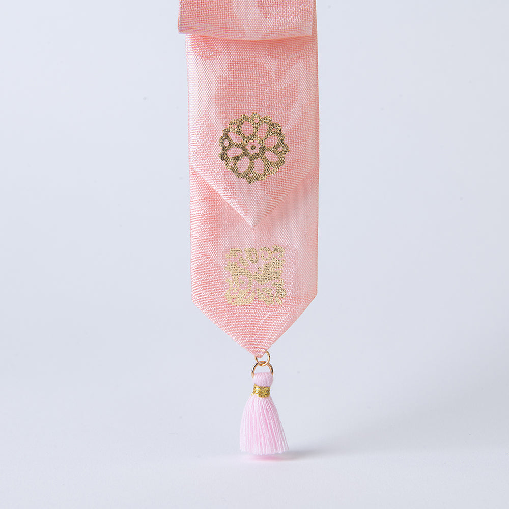 GLEAF silk keychain featuring gold-leaf stamped pomegranate and lotus design – traditional Korean handcrafted item
