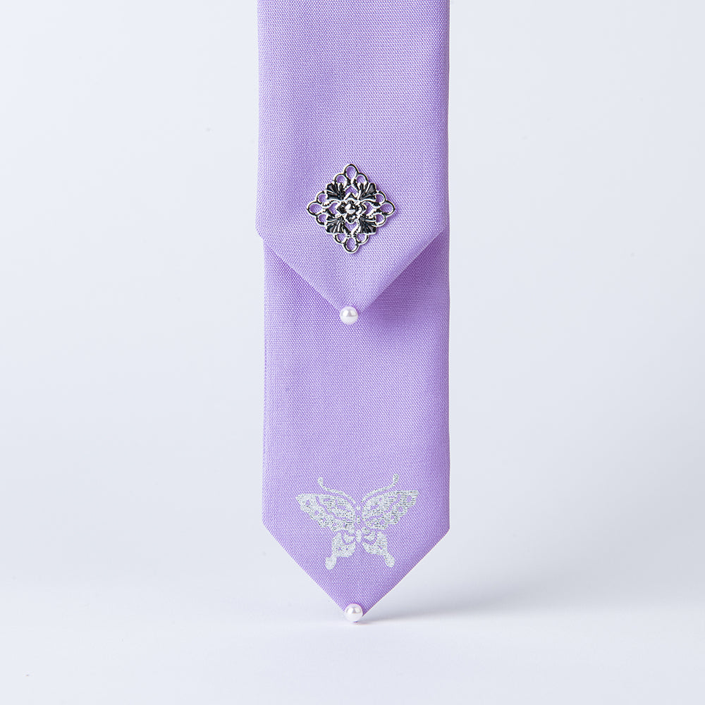 GLEAF lavender silk hair ribbon featuring silver butterfly motif – traditional Korean handcrafted design