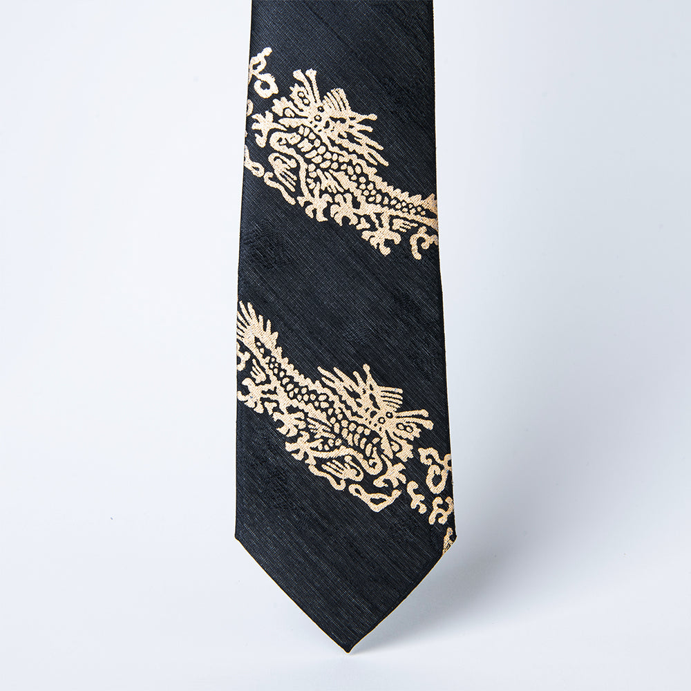 GLEAF luxury silk tie featuring gold-leaf stamping dragon design – handcrafted Korean fashion item