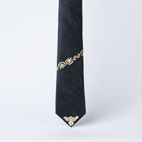 GLEAF luxury silk tie featuring gold-leaf stamping vine design – handcrafted Korean heritage fashion