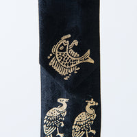 Elegant 100% silk Korean keyring with gold-leaf emblem – artisan-made by GLEAF