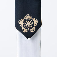 GLEAF black and white silk hair ribbon featuring gold hibiscus motif – traditional Korean handcrafted design