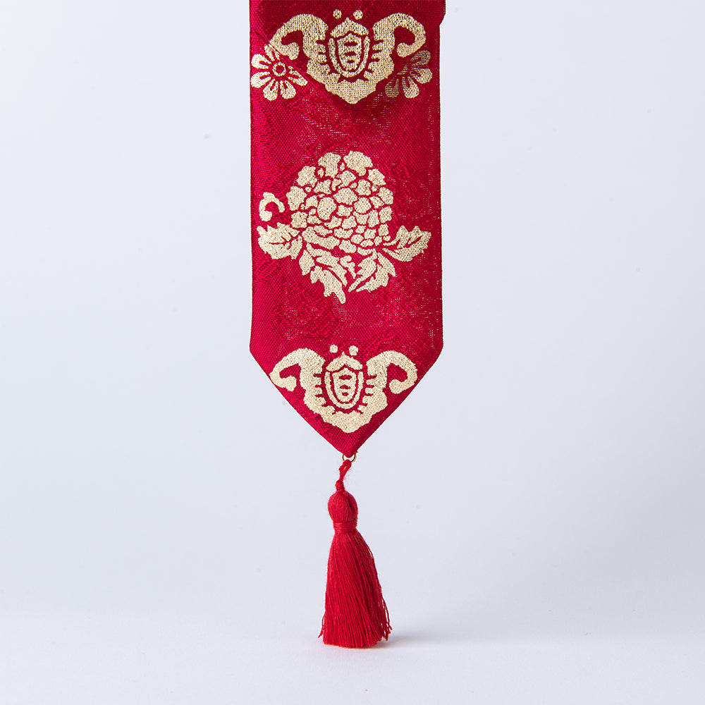 Handcrafted Korean Silk Hair Bow in Red with Traditional Gold-Leaf Stamping Fortune Pattern – GLEAF