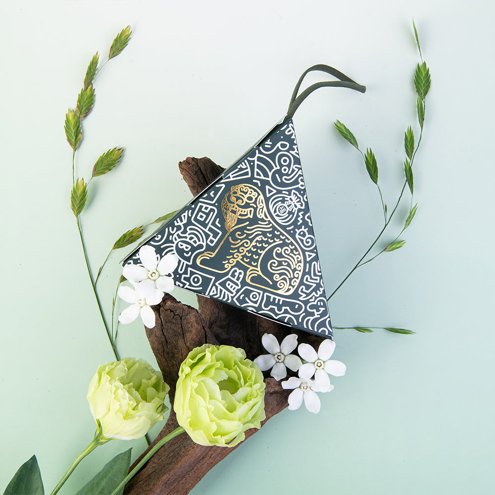Handcrafted Korean guardian symbol sachet – Haetae design with floral aroma