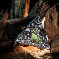 Handcrafted Korean Sachet with Lucky Tiger Motif and Gold-Leaf Design – GLEAF