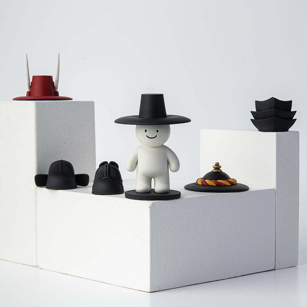Traditional Korean GAT magnet set – 6 miniature hat figures handcrafted by GLEAF, made in Korea
