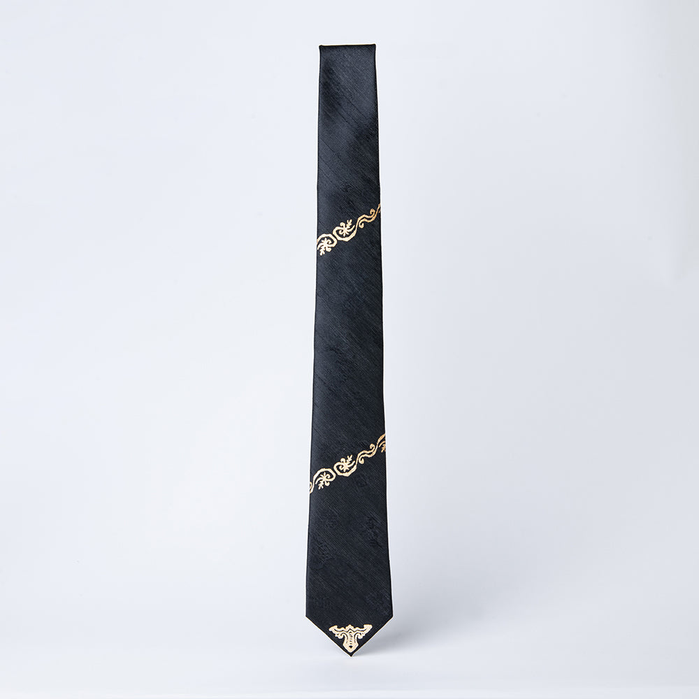 Handcrafted Korean black silk tie with gold-leaf vine motif by GLEAF – artisan-made luxury men’s accessory